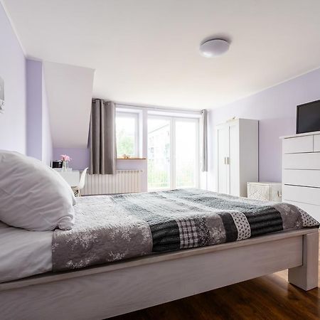 Hostel Krokodyl Varşova Dış mekan fotoğraf