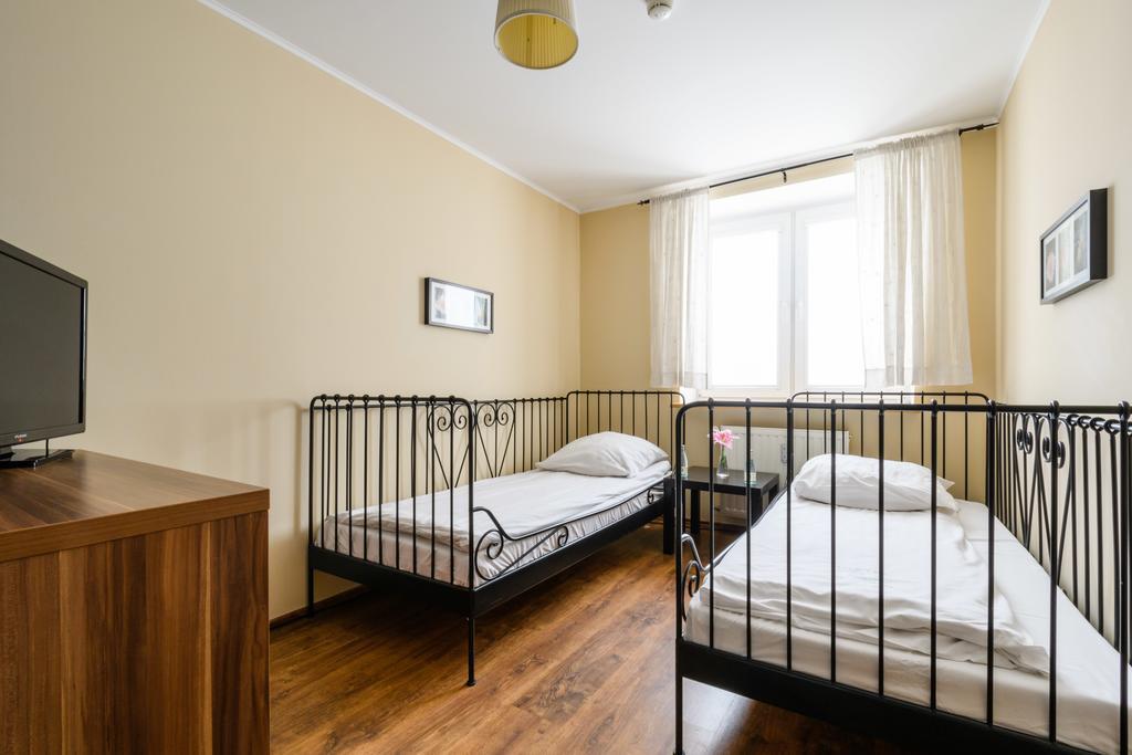 Hostel Krokodyl Varşova Dış mekan fotoğraf