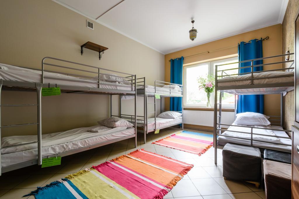 Hostel Krokodyl Varşova Dış mekan fotoğraf