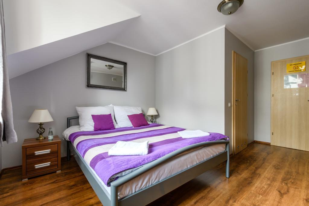 Hostel Krokodyl Varşova Dış mekan fotoğraf