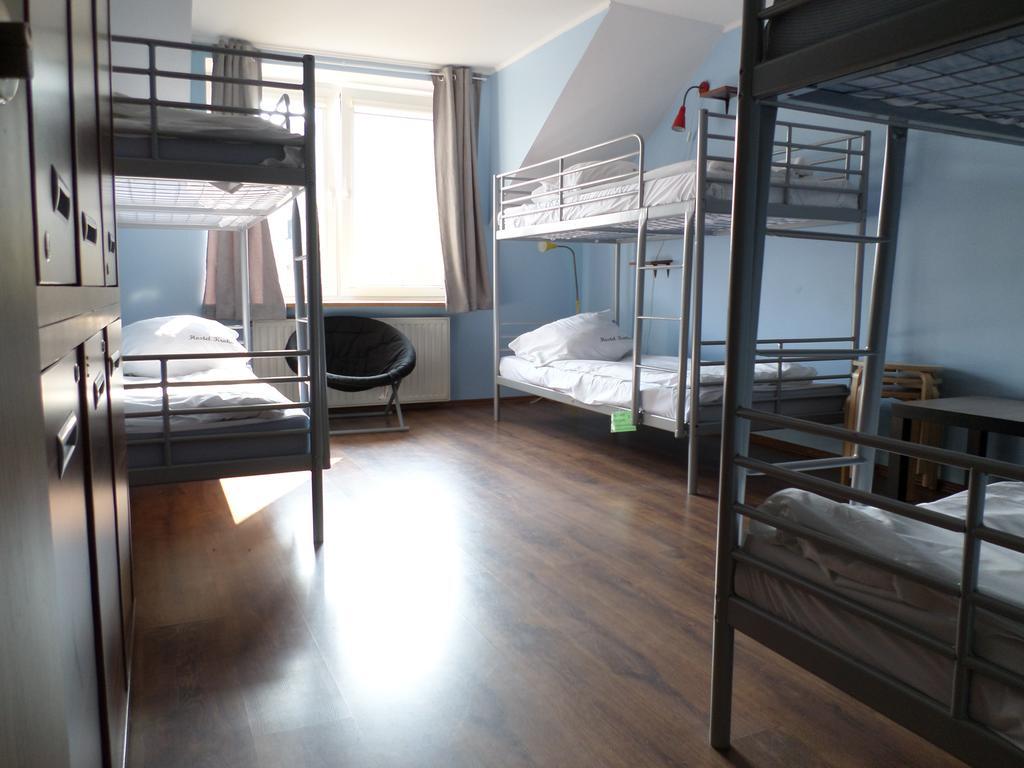 Hostel Krokodyl Varşova Dış mekan fotoğraf