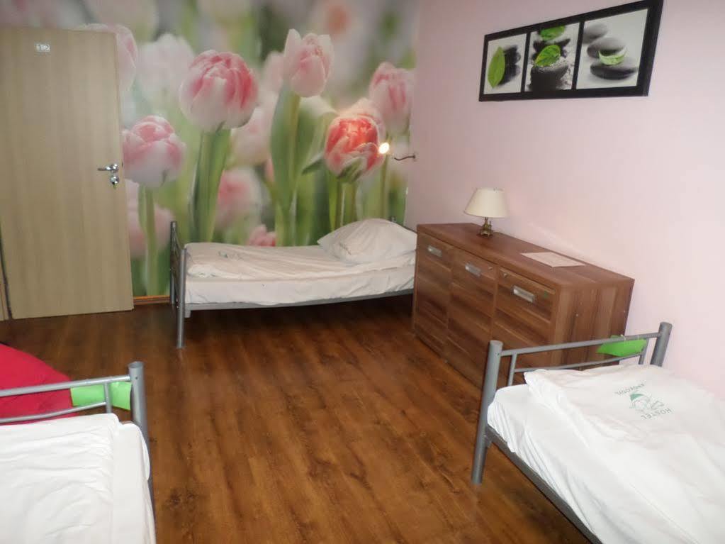 Hostel Krokodyl Varşova Dış mekan fotoğraf