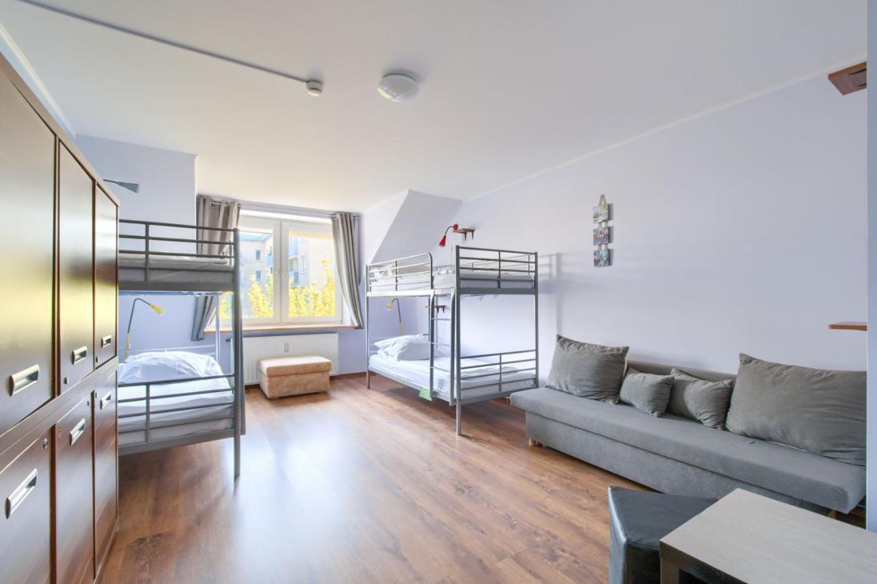 Hostel Krokodyl Varşova Dış mekan fotoğraf