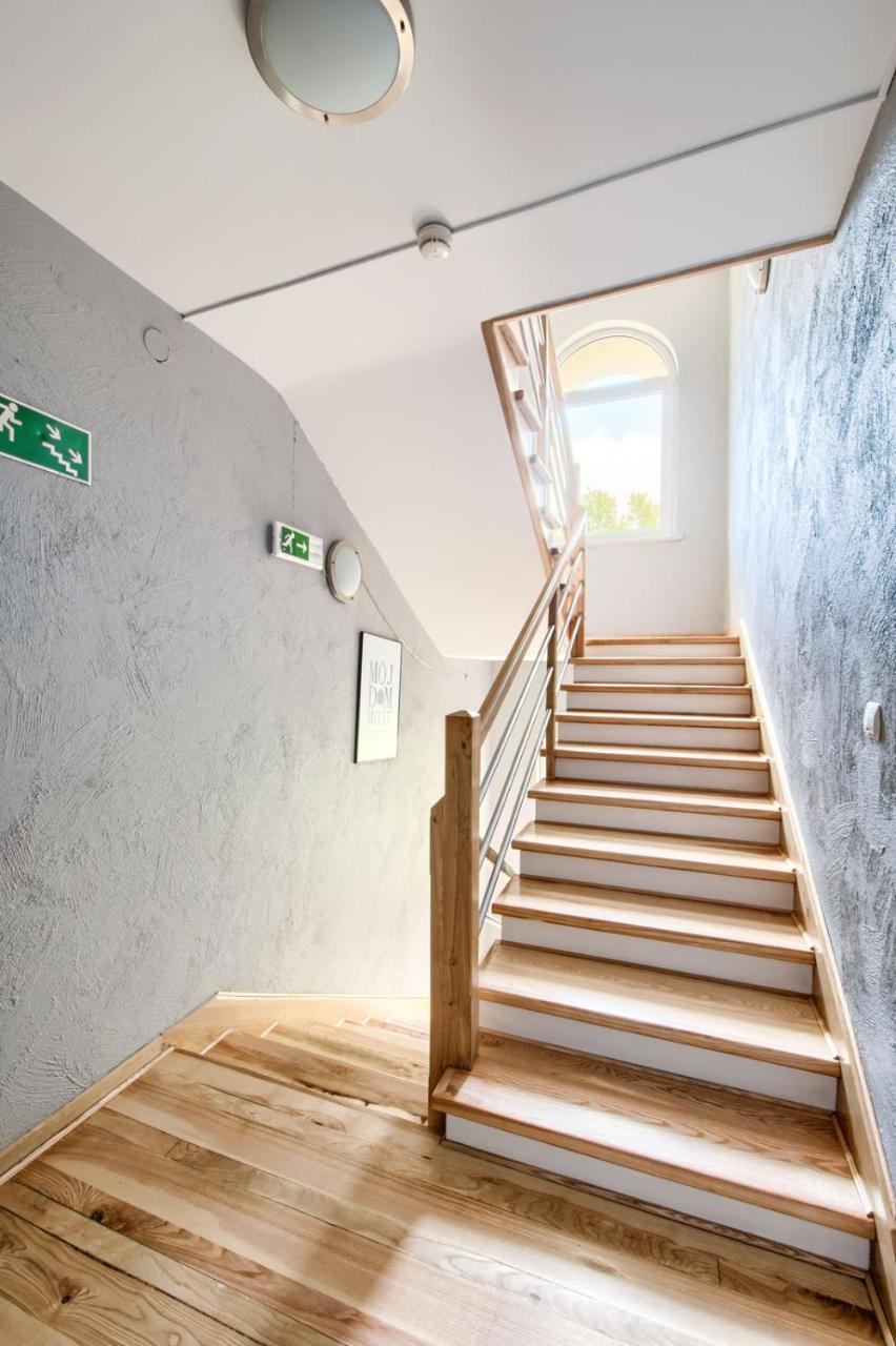 Hostel Krokodyl Varşova Dış mekan fotoğraf
