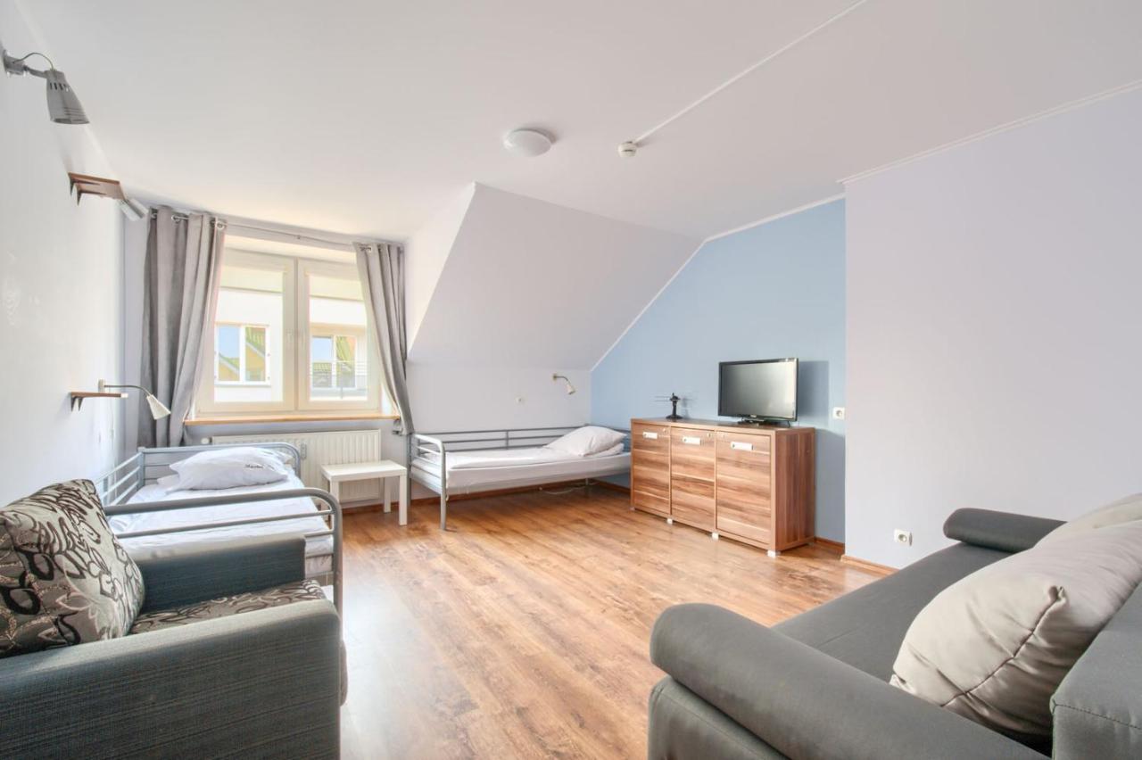 Hostel Krokodyl Varşova Dış mekan fotoğraf